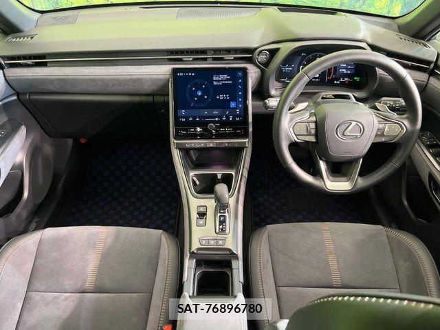 Lexus LBX 2024-02 8100133-1
