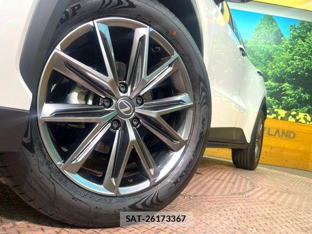 Lexus LBX 2026-02 8158695-12