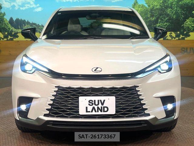 Lexus LBX 2026-02 8158695-13