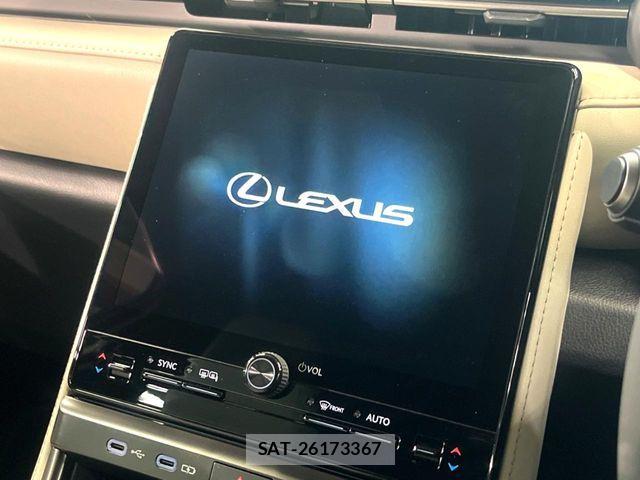 Lexus LBX 2026-02 8158695-2
