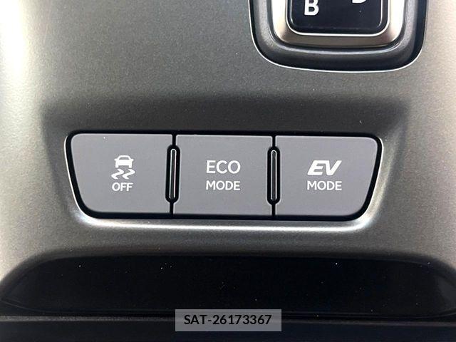 Lexus LBX 2026-02 8158695-6