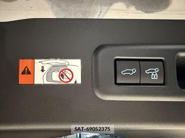 Lexus LBX 2024-01 8158696-14