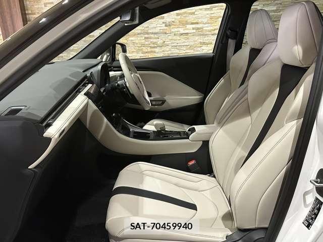 Lexus LBX 2025-07 7617655-15