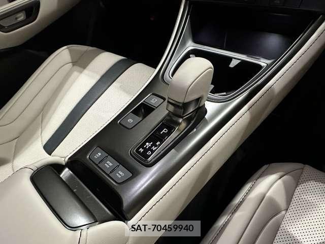 Lexus LBX 2025-07 7617655-27