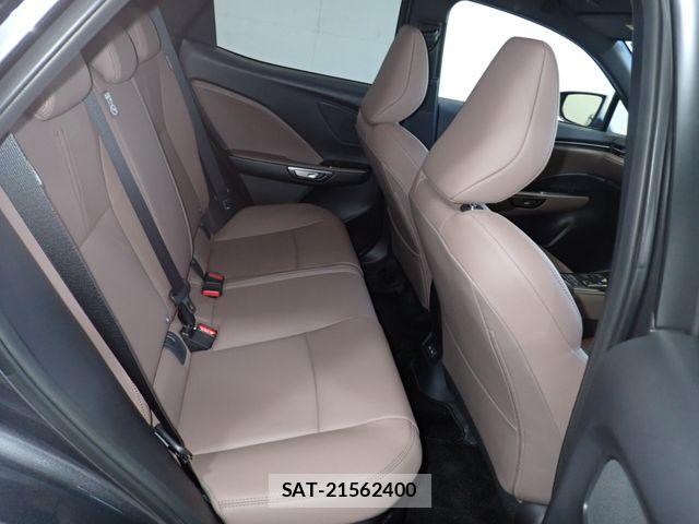Lexus LBX 2025-06 8208372-22