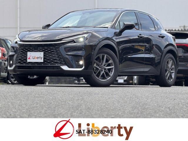 Lexus LBX 2025-11 8208381-0