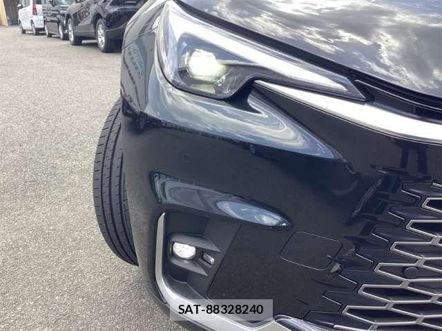 Lexus LBX 2025-11 8208381-17