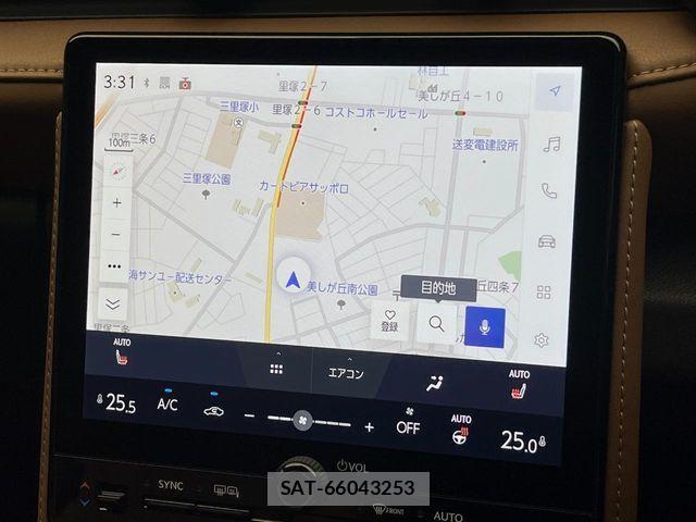 Lexus LBX 2024-07 8208379-2