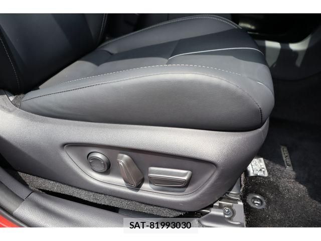 Lexus LBX 2024-07 8230621-23