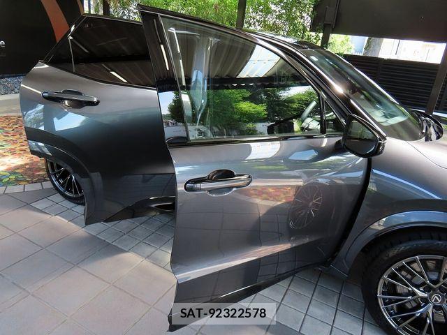 Lexus LBX 2025-10 8315184-13