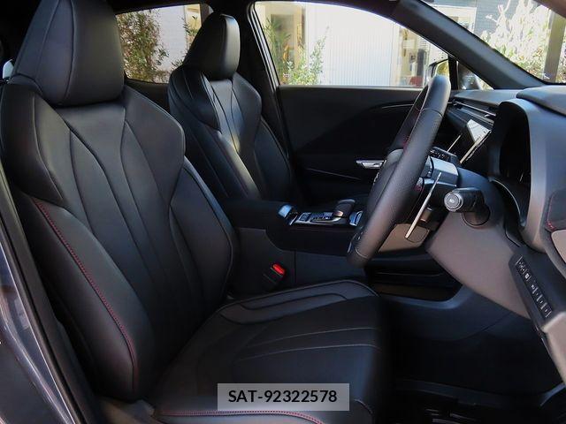 Lexus LBX 2025-10 8315184-15