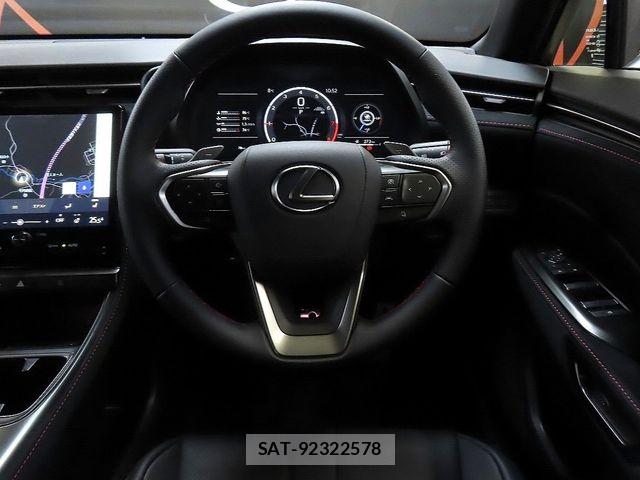 Lexus LBX 2025-10 8315184-17