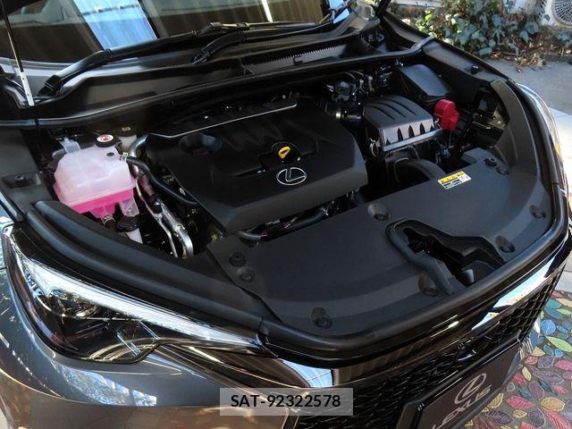 Lexus LBX 2025-10 8315184-26