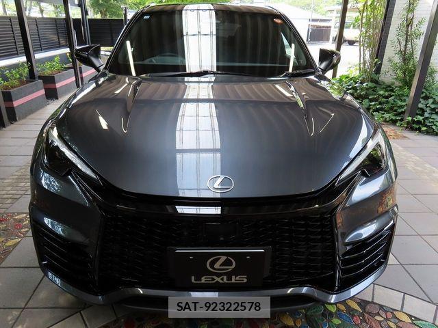 Lexus LBX 2025-10 8315184-3