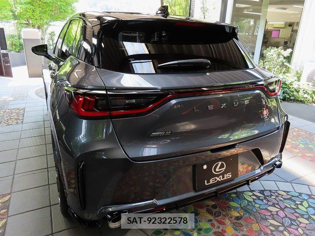 Lexus LBX 2025-10 8315184-6
