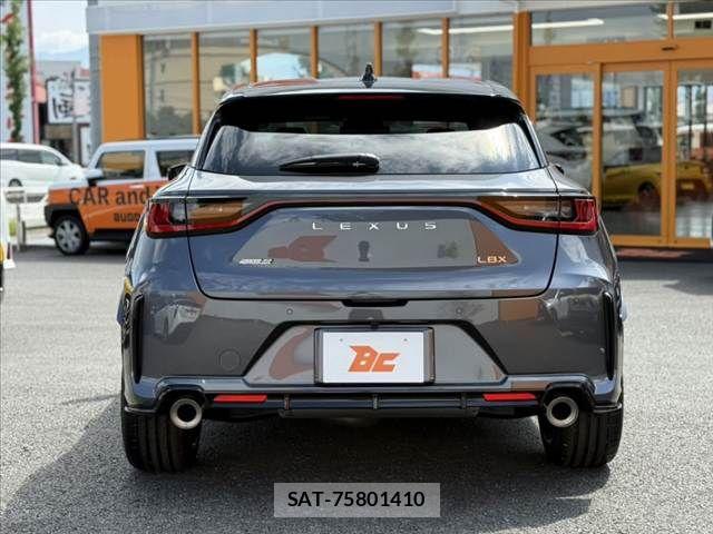 Lexus LBX 2025-05 8315187-13