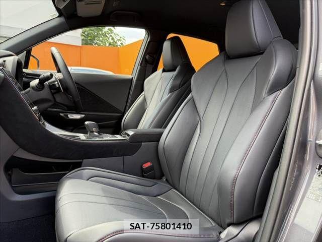 Lexus LBX 2025-05 8315187-16