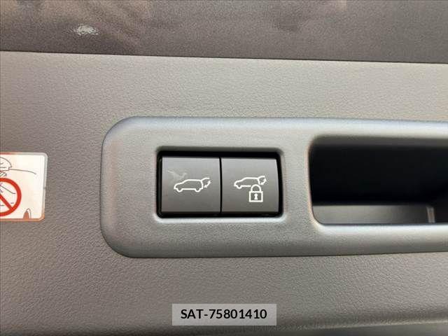 Lexus LBX 2025-05 8315187-29