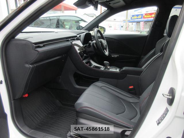 Lexus LBX 2025-04 8315183-16