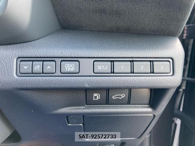 Lexus LBX 2025-09 8315185-18