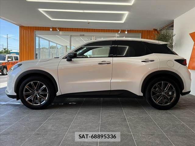 Lexus LBX 2025-05 8336552-10