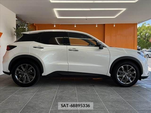 Lexus LBX 2025-05 8336552-11