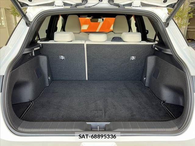 Lexus LBX 2025-05 8336552-19