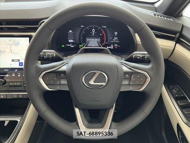 Lexus LBX 2025-05 8336552-26