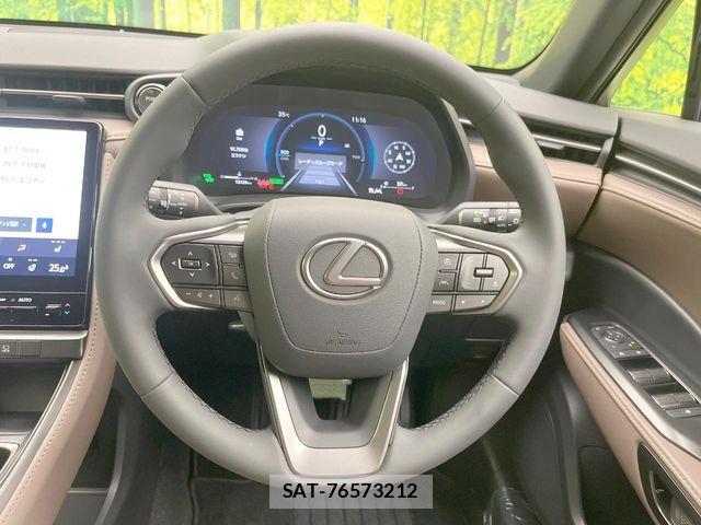 Lexus LBX 2026-01 8336553-10