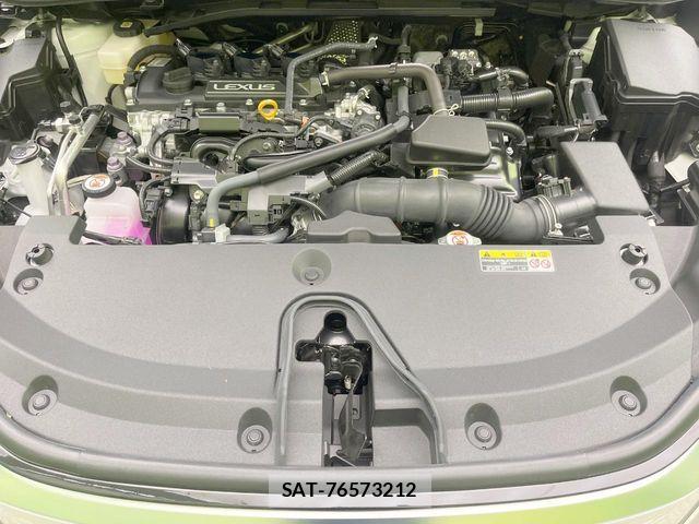 Lexus LBX 2026-01 8336553-17