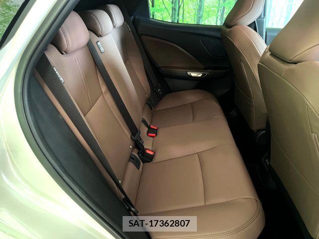Lexus LBX 2025-07 8336554-16