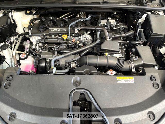 Lexus LBX 2025-07 8336554-17