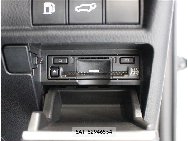 Lexus LBX 2024-02 8336549-22