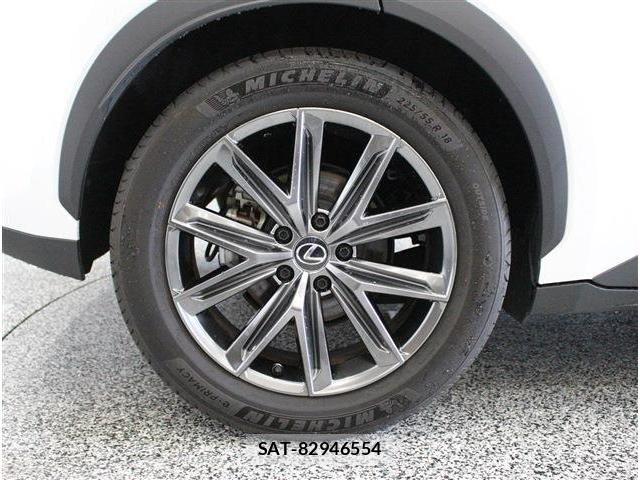 Lexus LBX 2024-02 8336549-29
