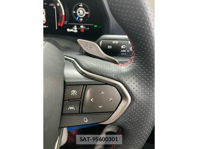 Lexus LBX 2025-03 8336546-12