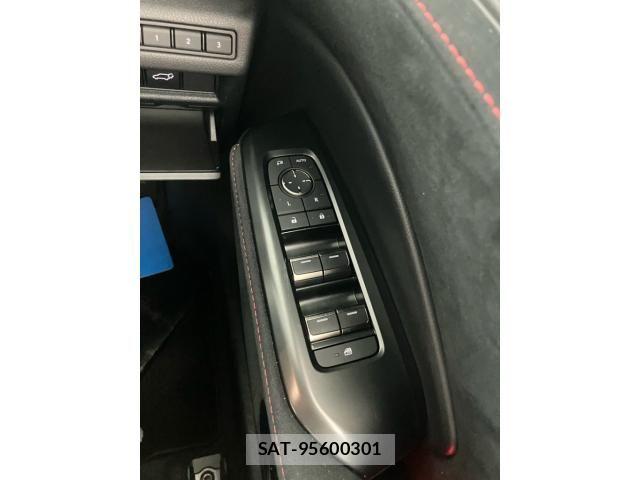 Lexus LBX 2025-03 8336546-19
