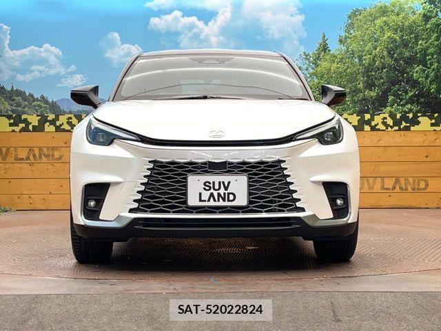 Lexus LBX 2024-07 8336551-13