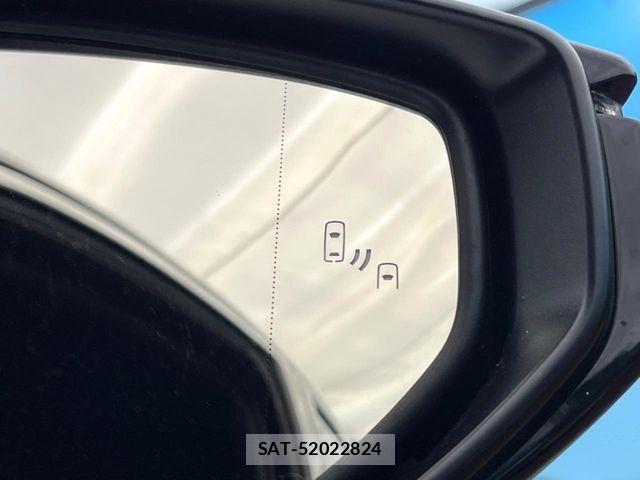 Lexus LBX 2024-07 8336551-6
