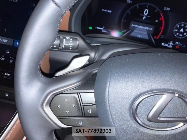 Lexus LBX 2024-08 8336550-19