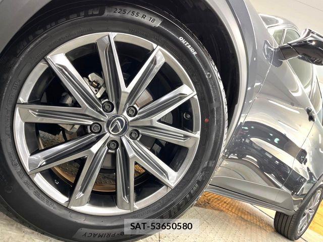 Lexus LBX 2024-07 8354844-12