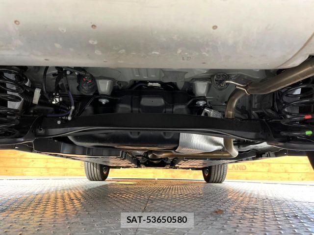 Lexus LBX 2024-07 8354844-18