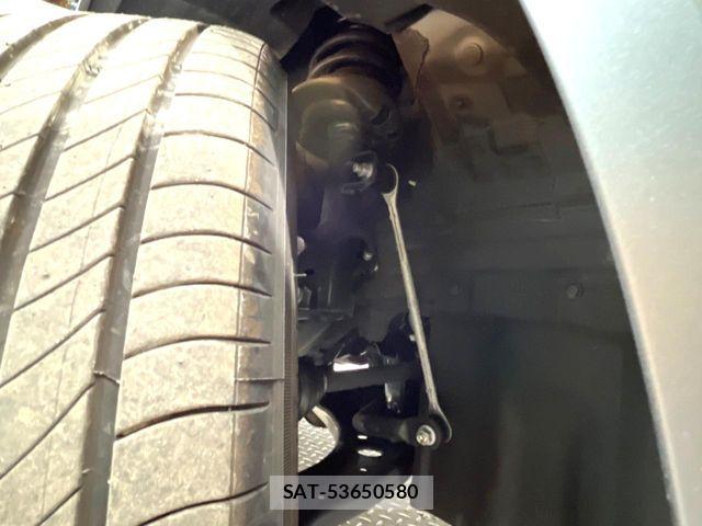 Lexus LBX 2024-07 8354844-19