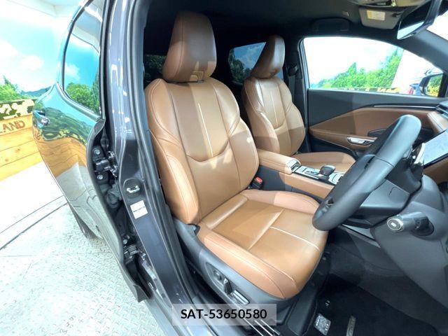 Lexus LBX 2024-07 8354844-7