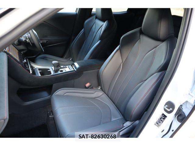 Lexus LBX 2025-02 8366723-9