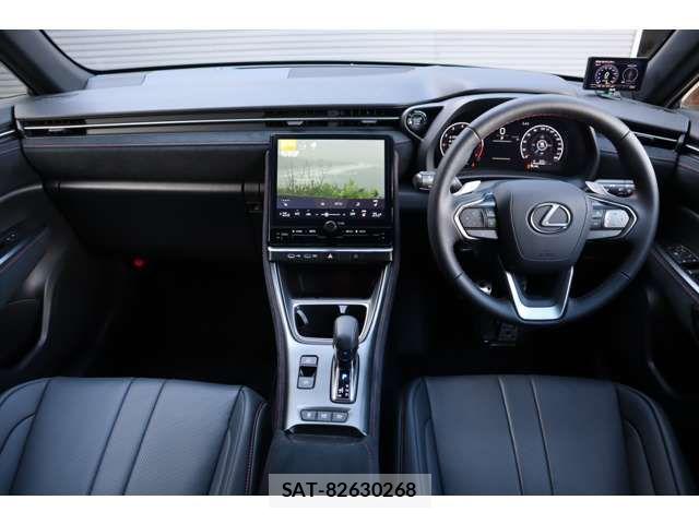 Lexus LBX 2025-02 8366723-7