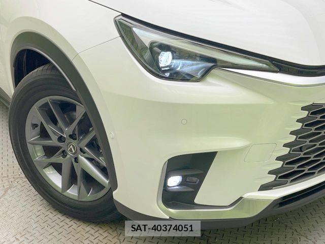 Lexus LBX 2024-11 8366727-11