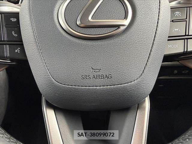 Lexus LBX 2024-07 8413289-26