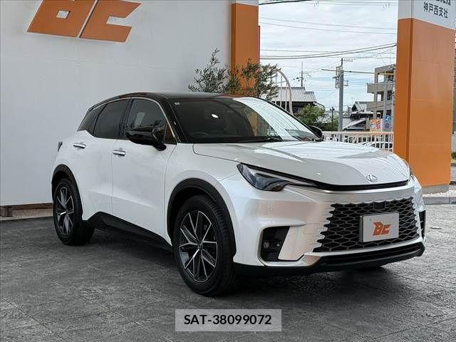 Lexus LBX 2024-07 8413289-7