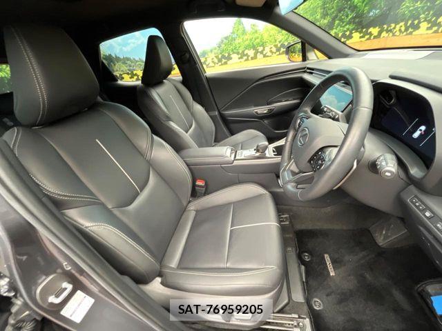 Lexus LBX 2024-02 8525520-7