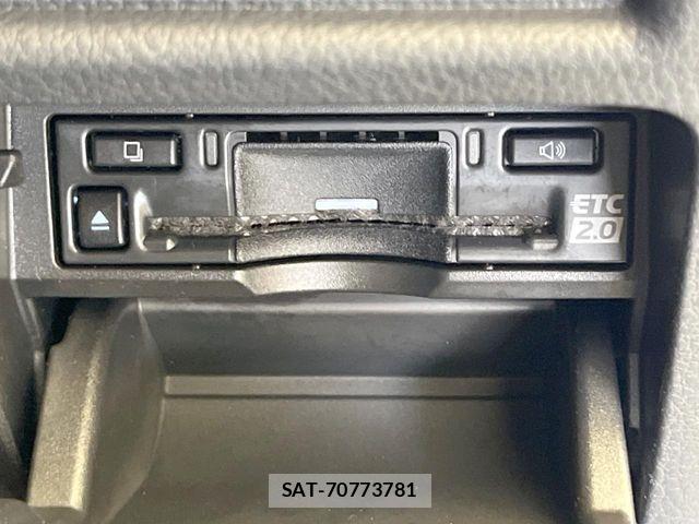 Lexus LBX 2024-04 8525528-6